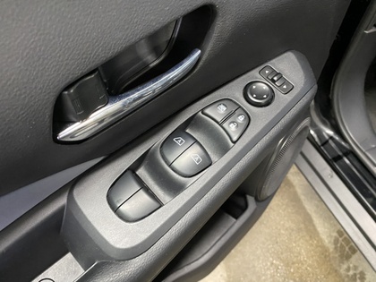 2024 Nissan Kicks - Image 26