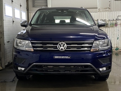 2021 Volkswagen Tiguan - Image 3