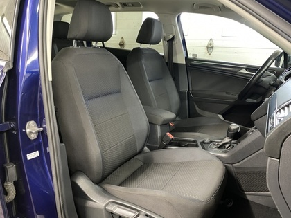 2021 Volkswagen Tiguan - Image 18
