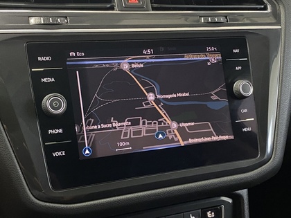2021 Volkswagen Tiguan - Image 25