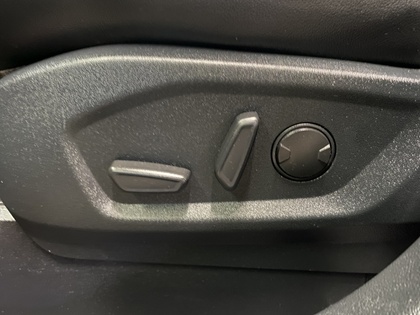 2021 Ford Edge - Image 16