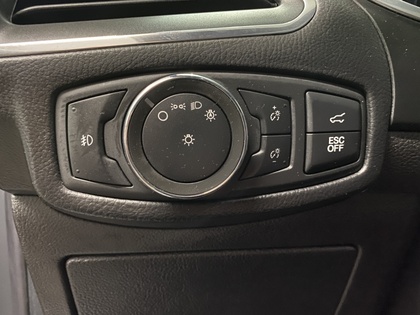 2021 Ford Edge - Image 31