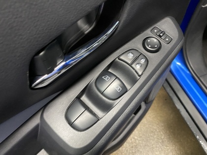 2024 Nissan Kicks - Image 28
