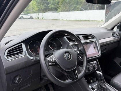 2021 Volkswagen Tiguan - Image 7