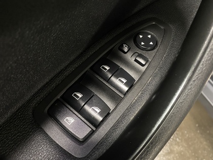 2021 BMW X2 - Image 32