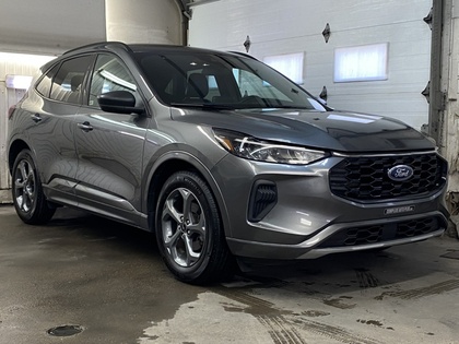 2023 Ford Escape - Image 9