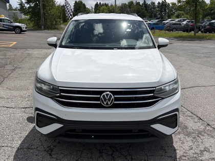 2022 Volkswagen Tiguan - Image 3