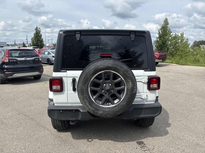 2021 Jeep Wrangler - Image 5