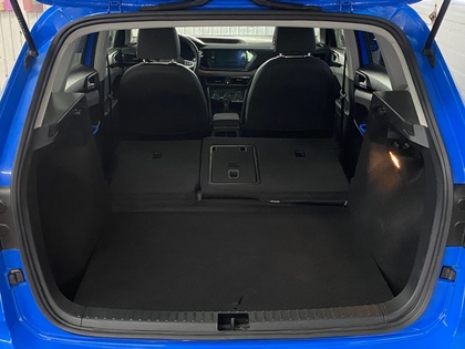 2022 Volkswagen Taos - Image 32