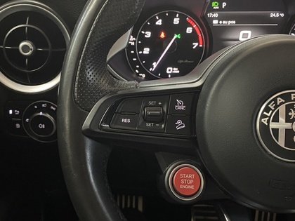 2020 Alfa Romeo Stelvio - Image 21