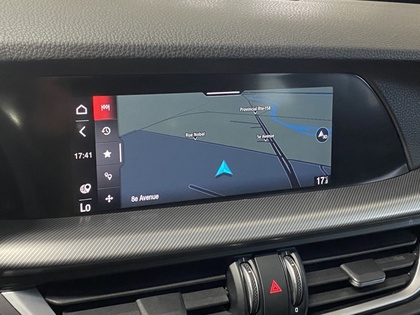 2020 Alfa Romeo Stelvio - Image 25