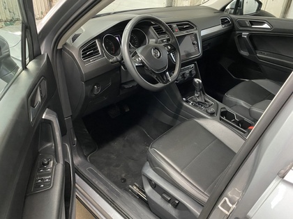 2021 Volkswagen Tiguan - Image 13