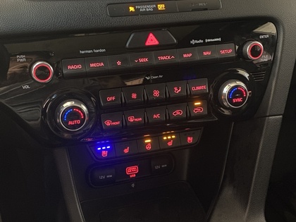 2021 Kia Sportage - Image 29