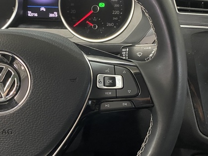 2021 Volkswagen Tiguan - Image 22