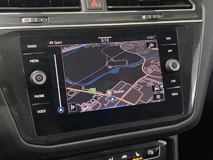 2021 Volkswagen Tiguan - Image 24