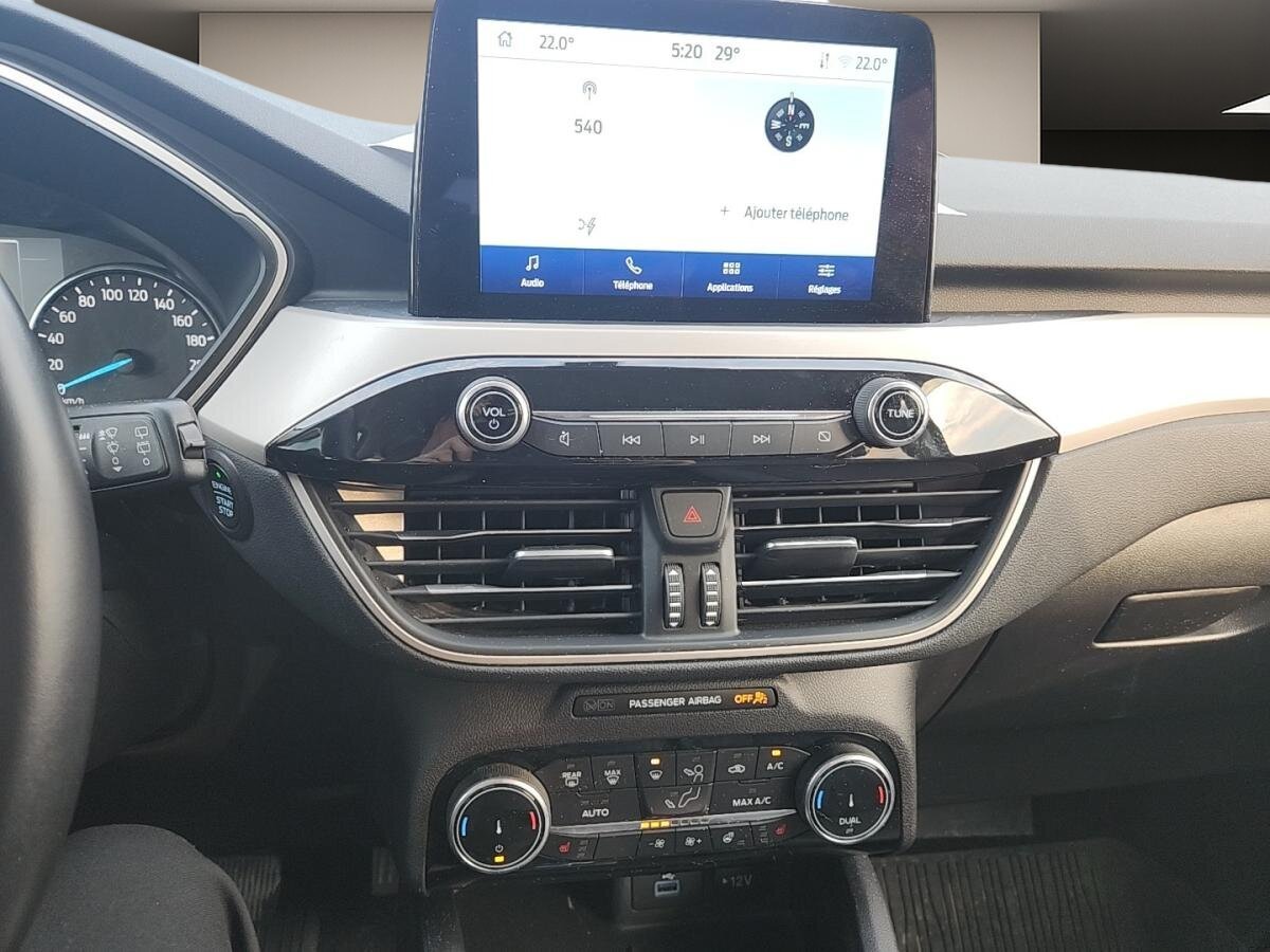 2022 Ford Escape - Image 12