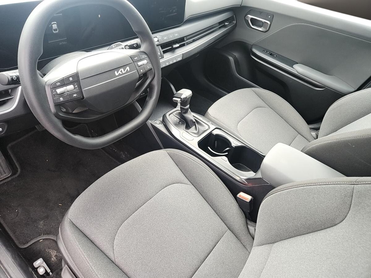 2025 Kia K4 - Image 7