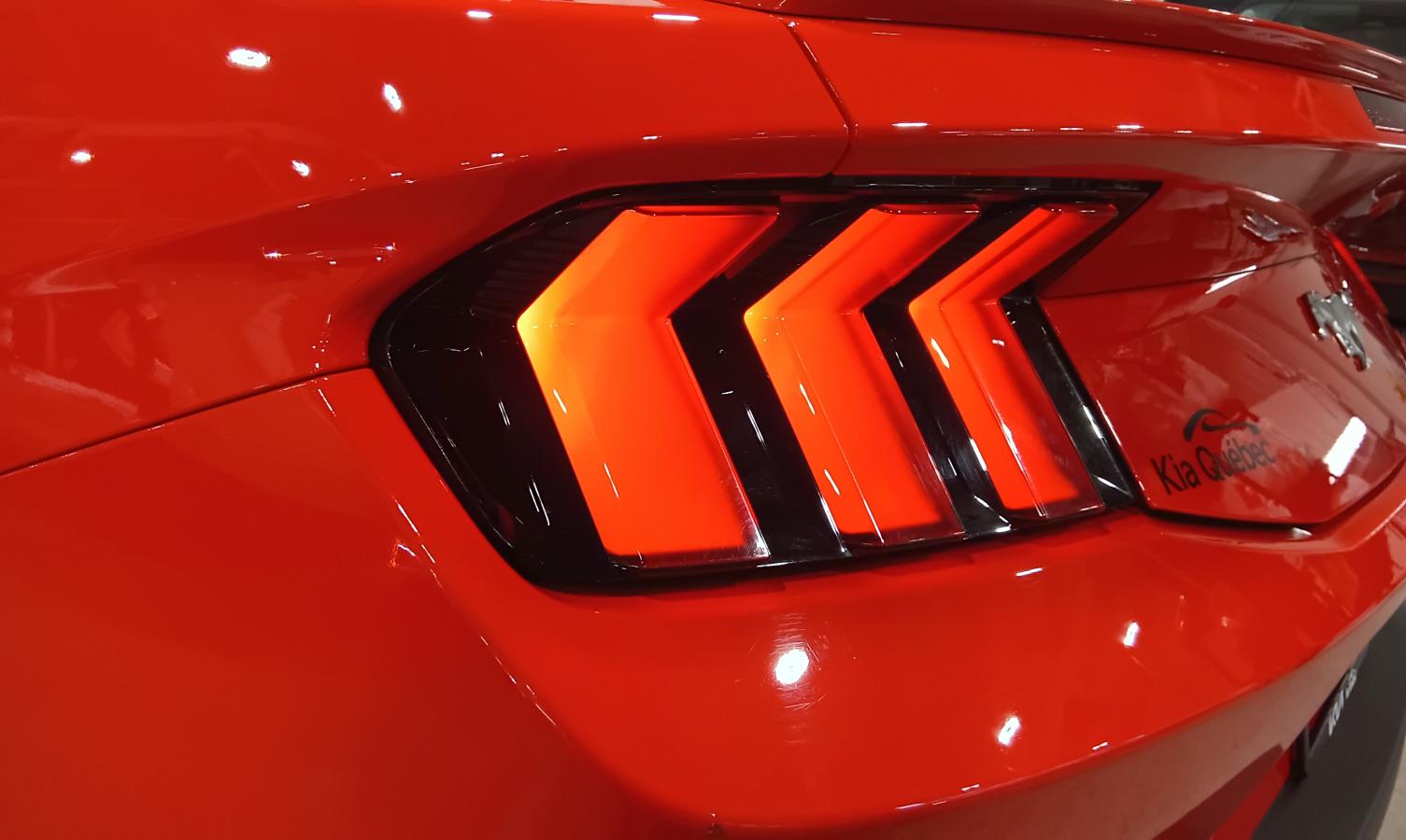 2025 Ford Mustang - Image 14