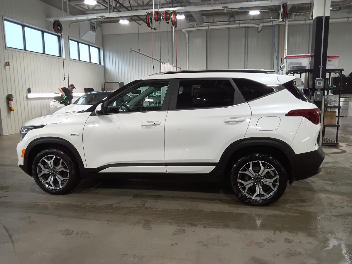 2021 Kia Seltos - Image 4