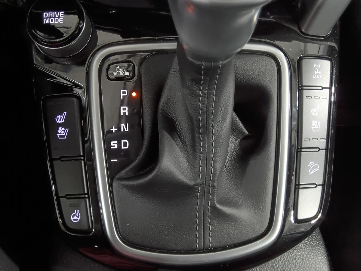 2021 Kia Seltos - Image 23