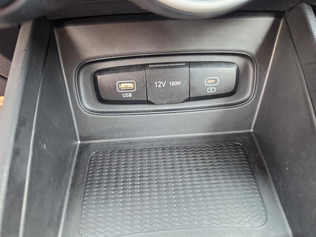 2024 Hyundai Venue - Image 22
