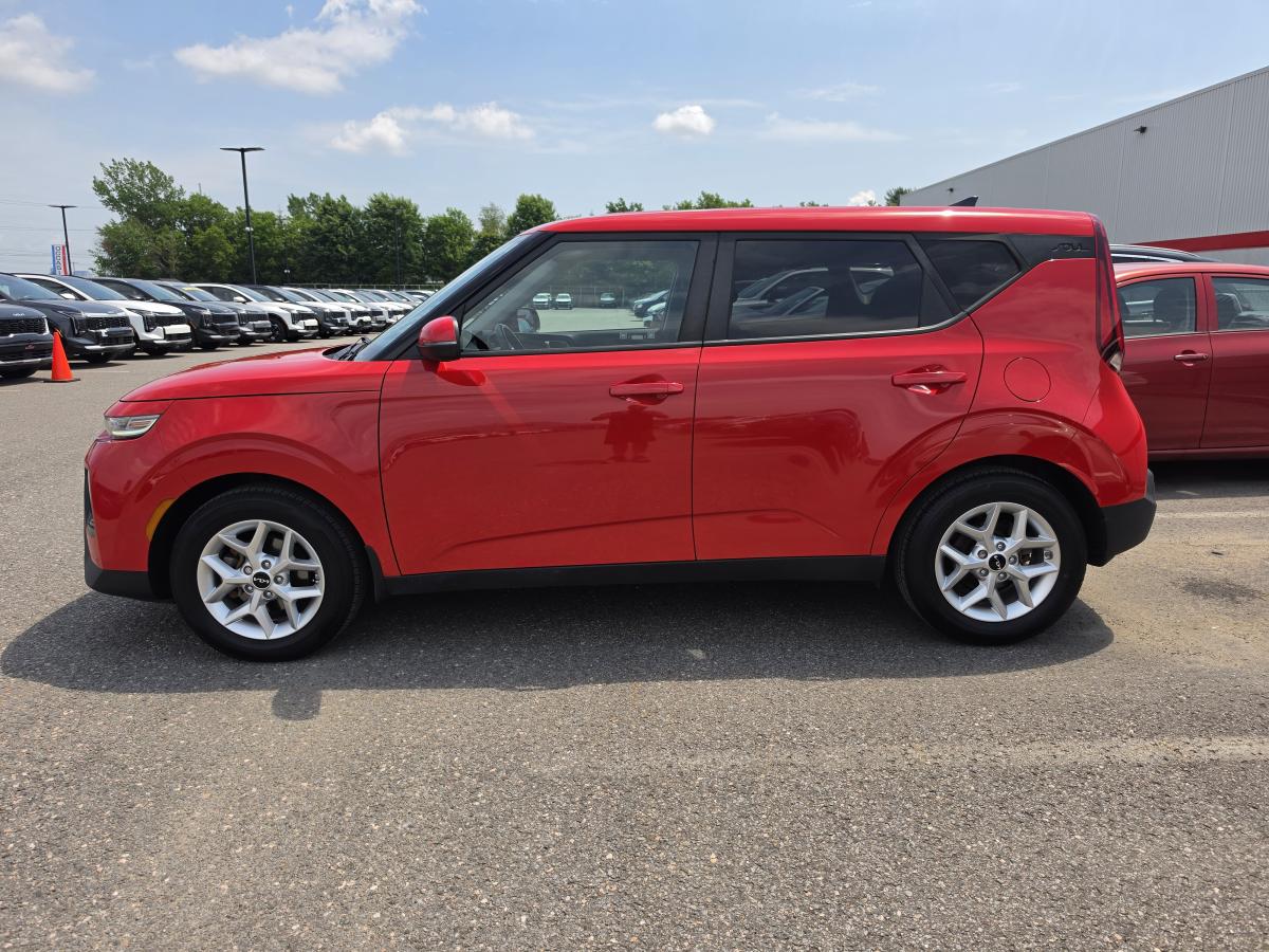 2022 Kia Soul - Image 5