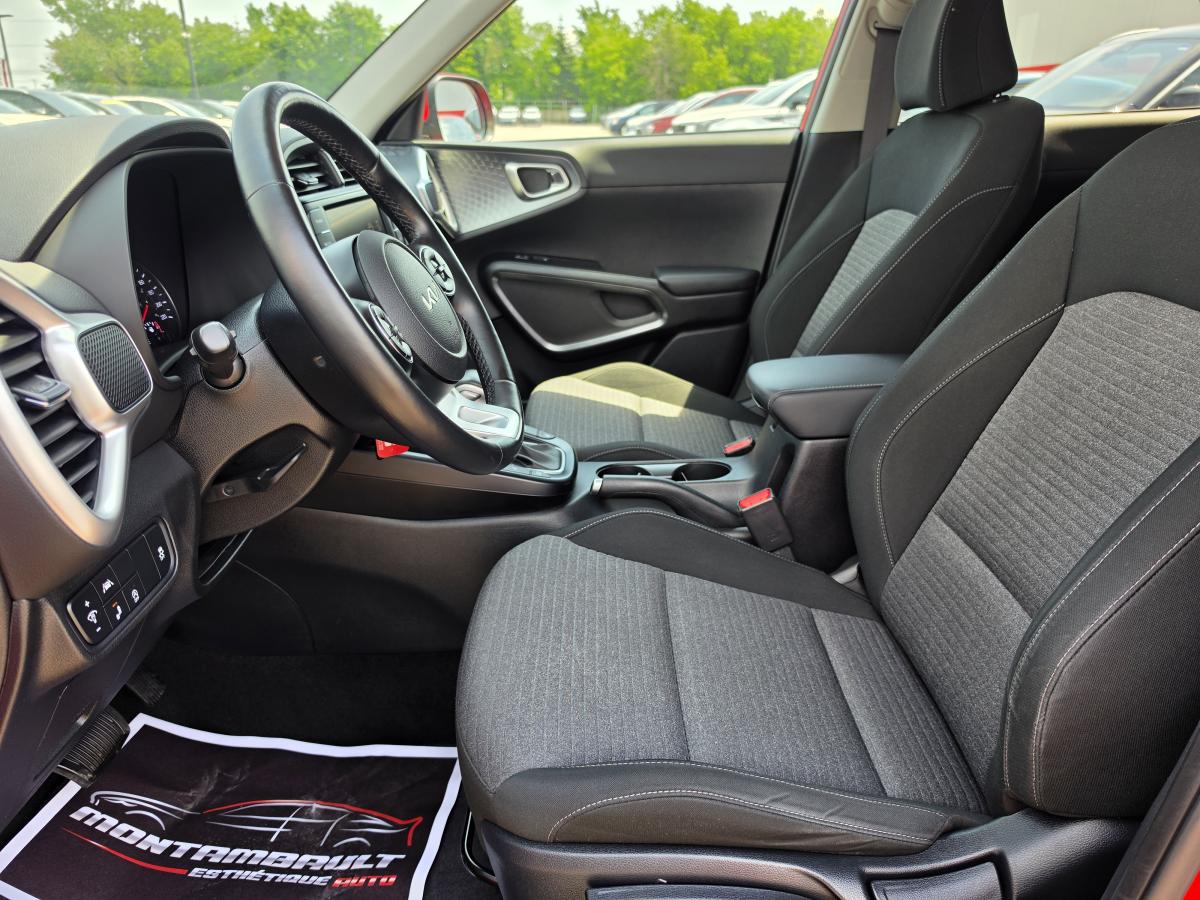 2022 Kia Soul - Image 13