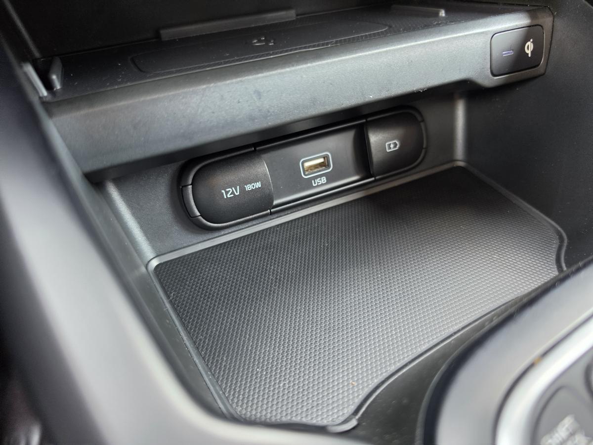 2022 Kia Soul - Image 24