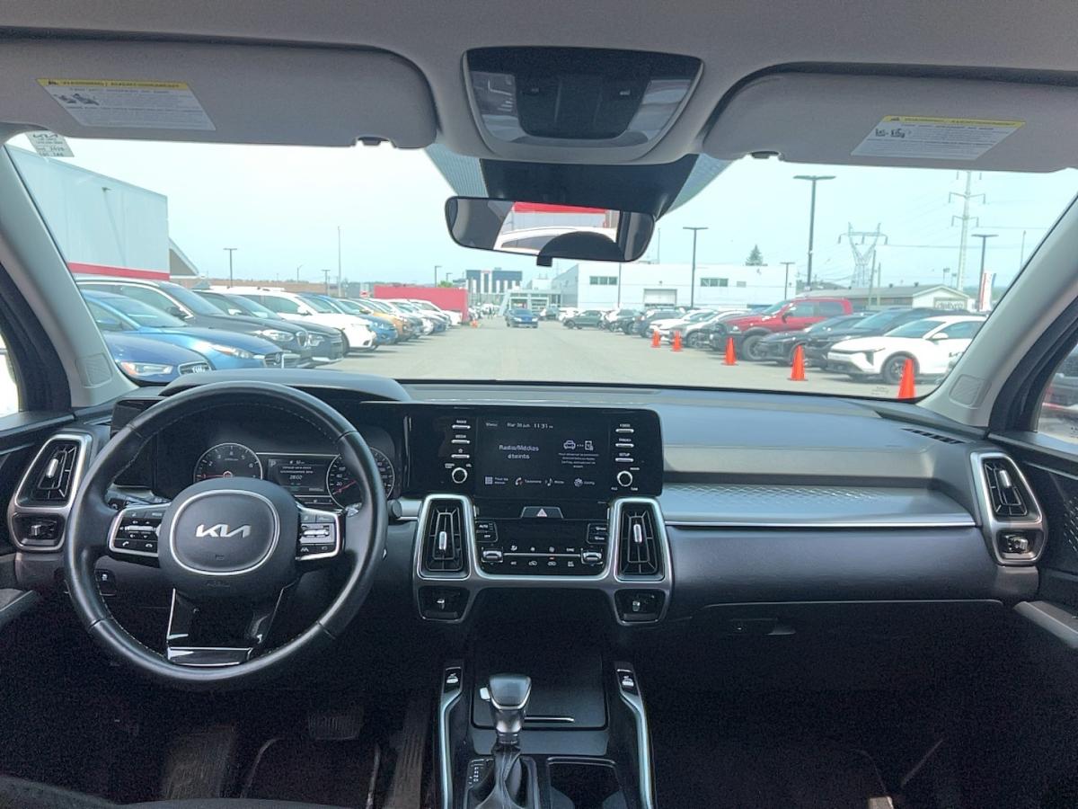 2022 Kia Sorento - Image 8