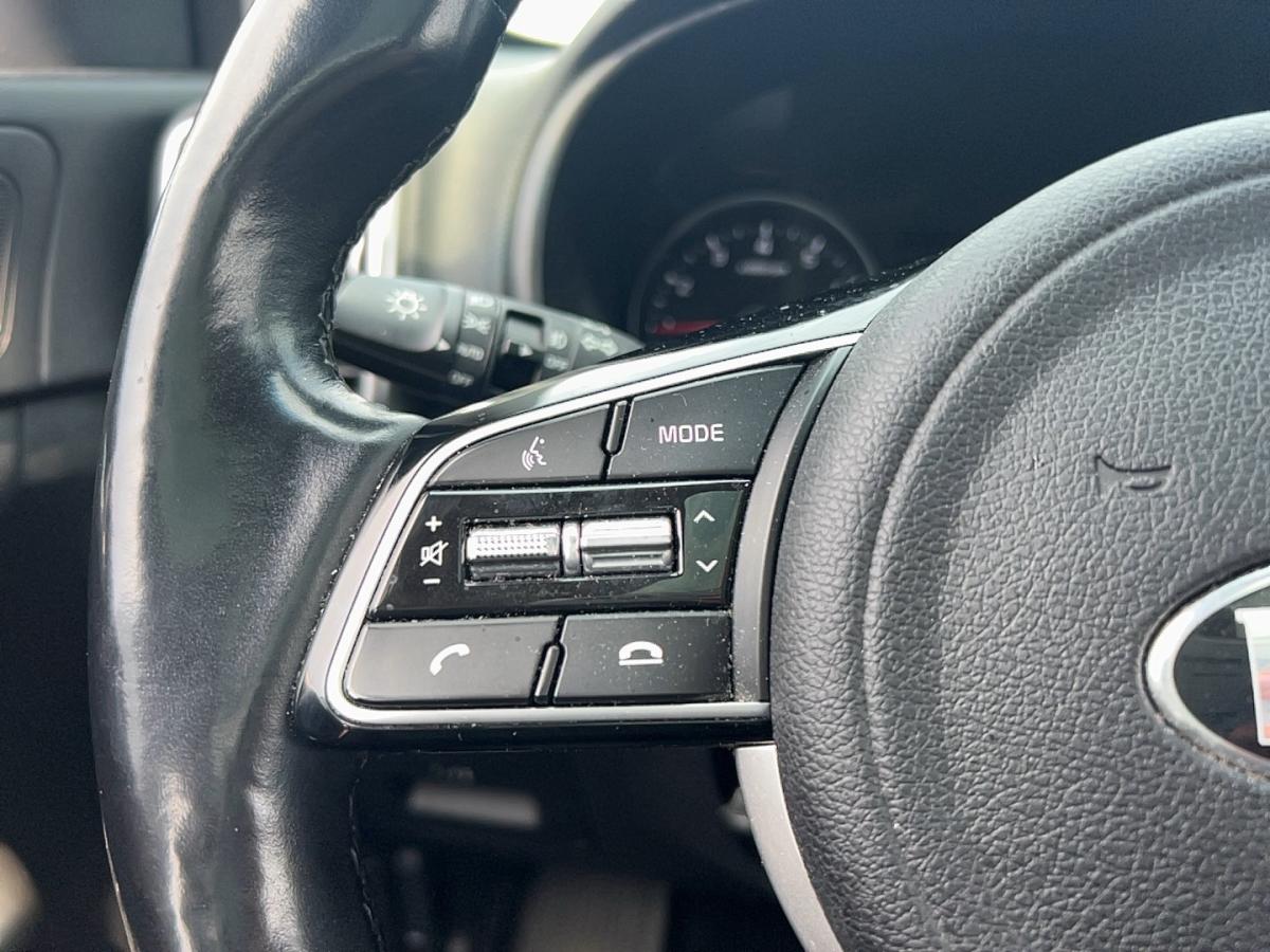 2020 Kia Sportage - Image 13