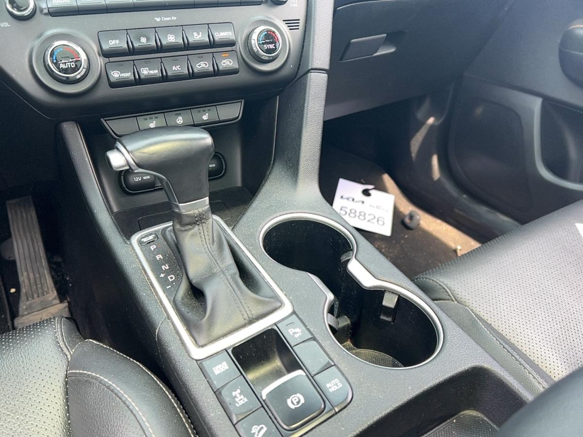 2020 Kia Sportage - Image 22