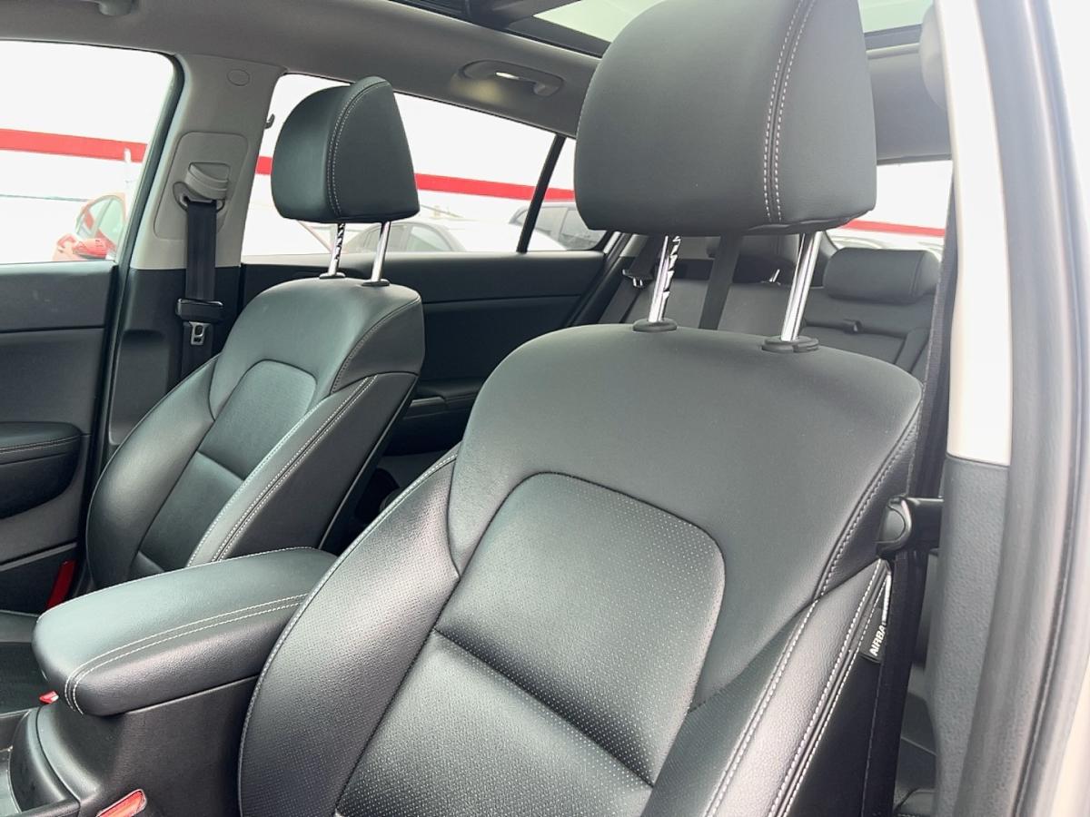 2020 Kia Sportage - Image 11