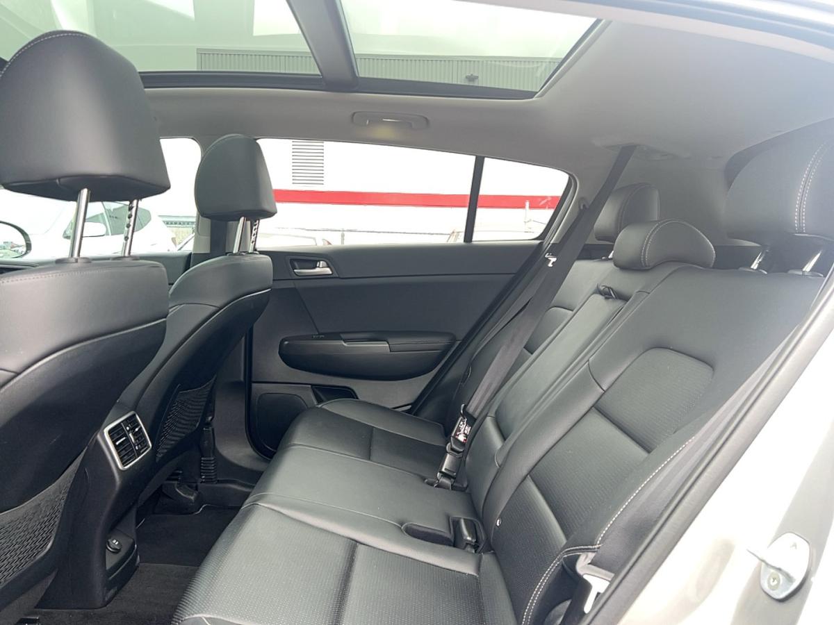 2020 Kia Sportage - Image 23