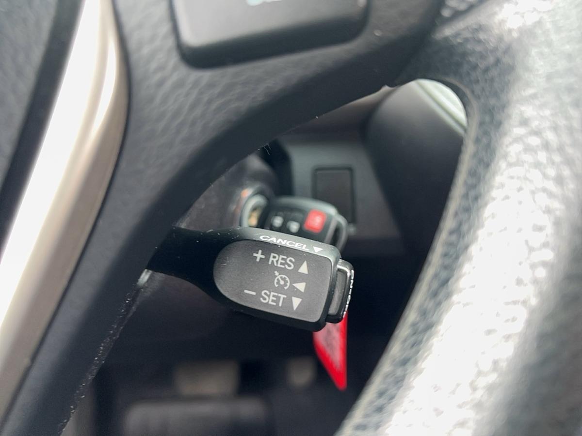 2016 Toyota RAV4 - Image 19