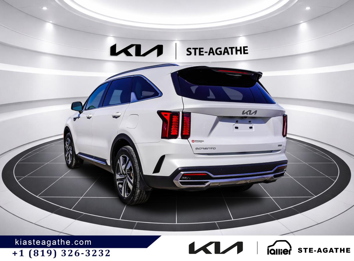 2023 Kia Sorento PHEV - Image 3