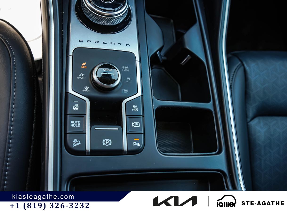 2023 Kia Sorento PHEV - Image 10