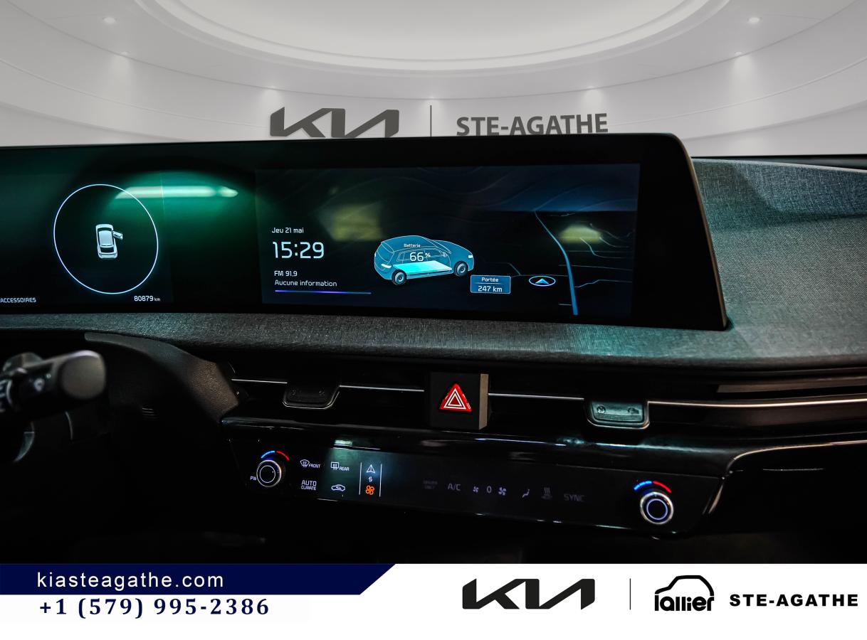 2022 Kia EV6 - Image 16