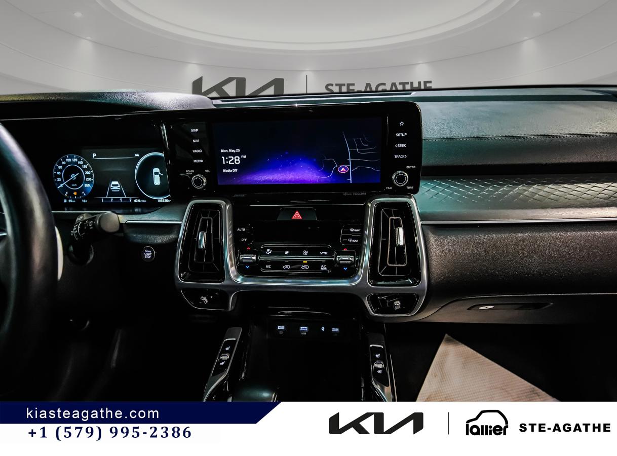 2022 Kia Sorento - Image 16