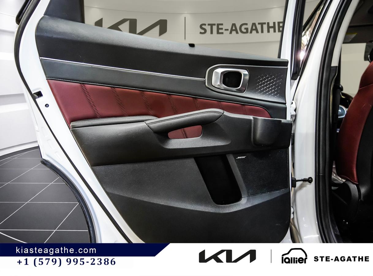 2023 Kia Sorento - Image 14