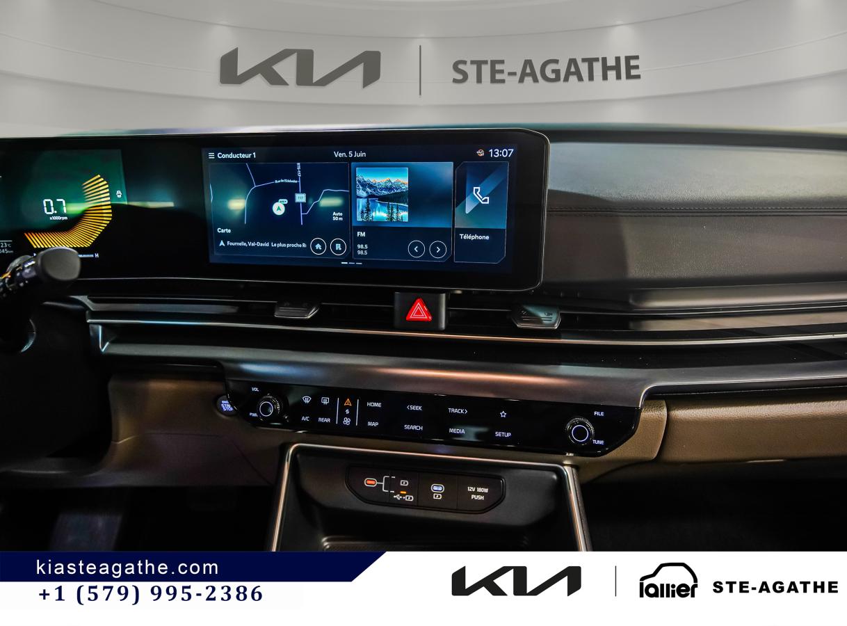 2025 Kia Carnival - Image 16