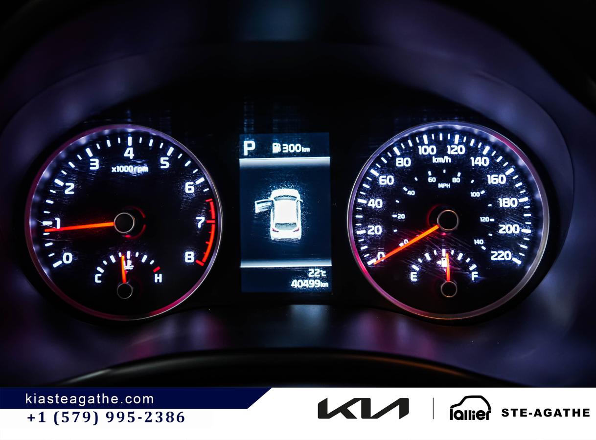2023 Kia Rio5 - Image 12