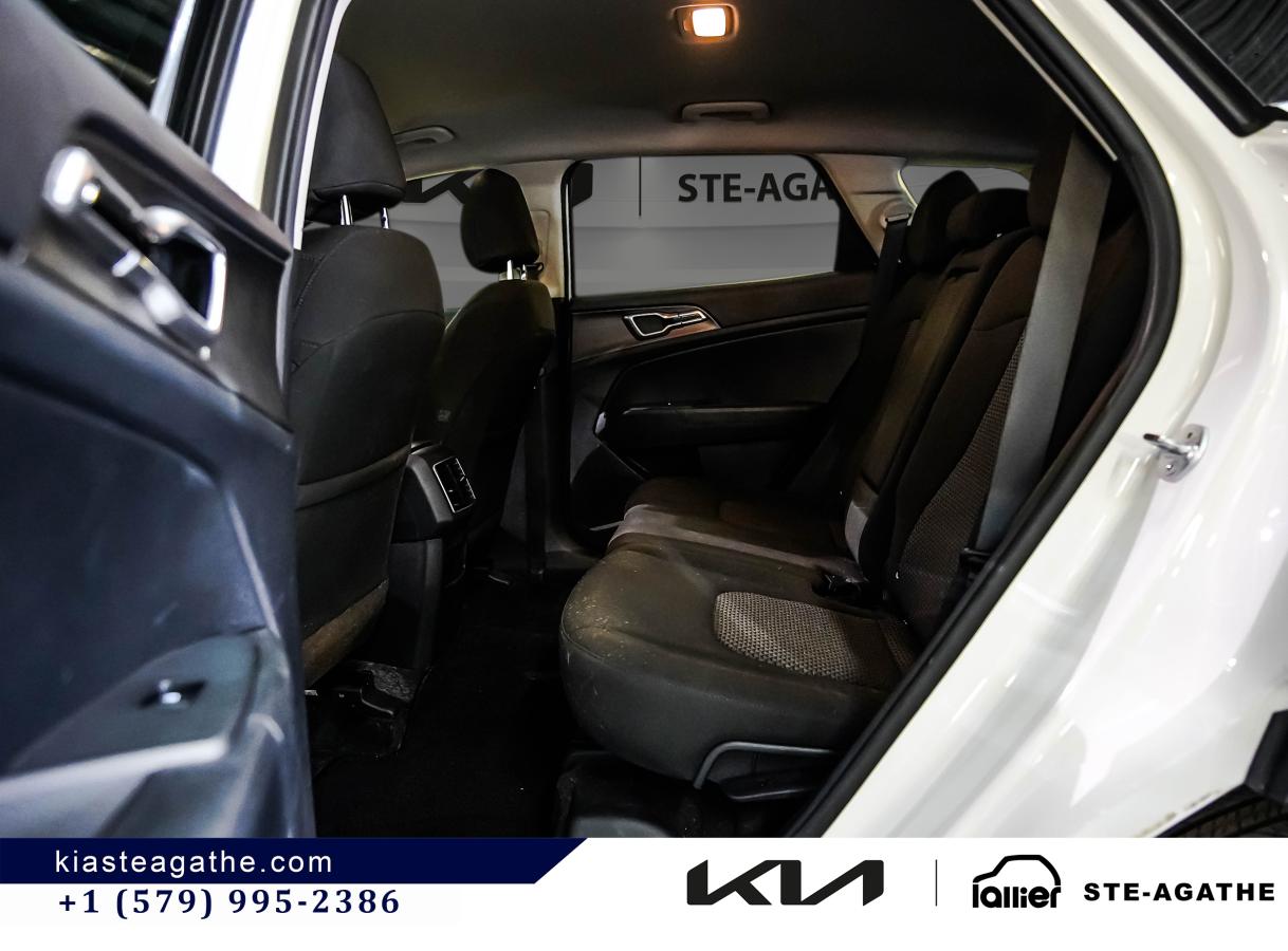2024 Kia Sportage - Image 14