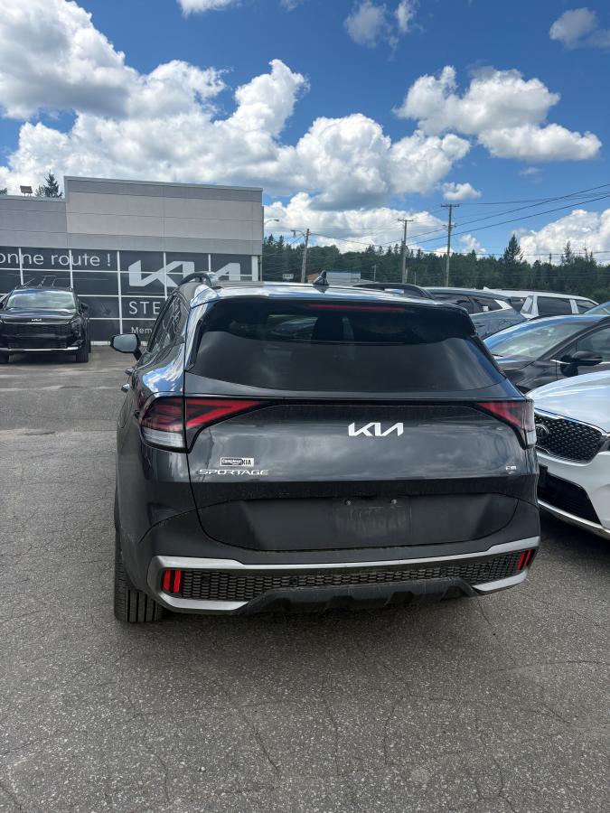 2023 Kia Sportage - Image 3