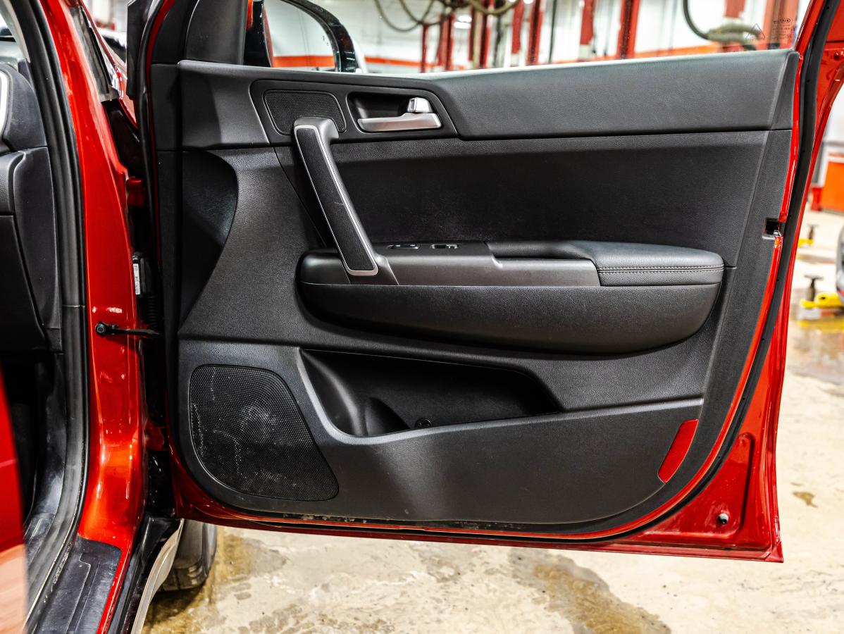 2022 Kia Sportage - Image 15