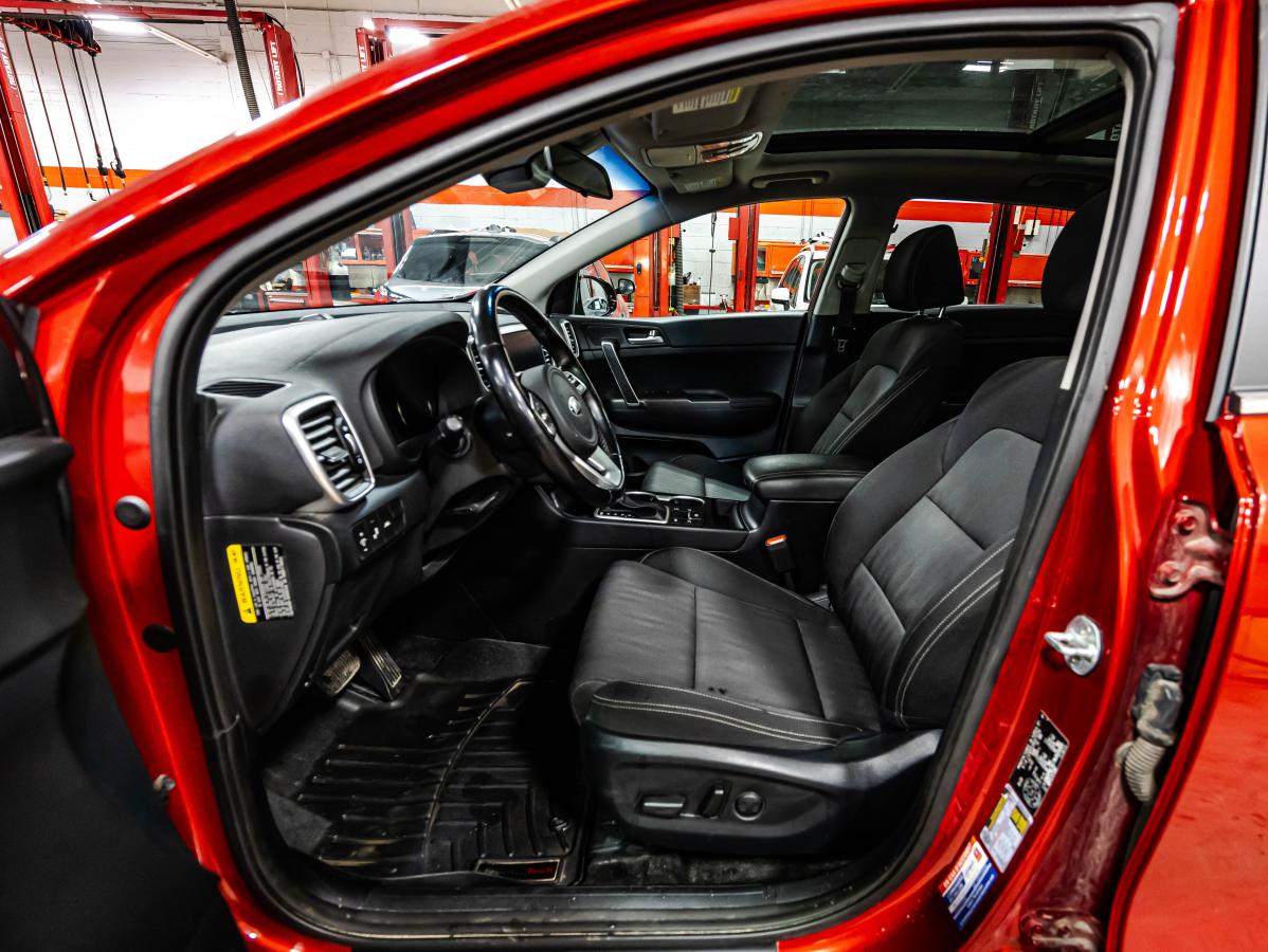 2022 Kia Sportage - Image 18