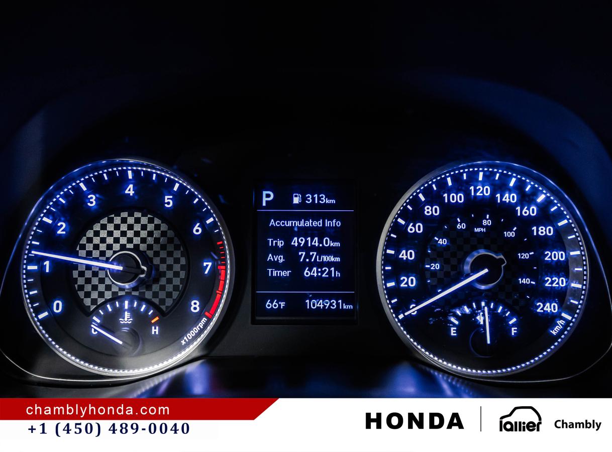 2020 Hyundai Elantra - Image 21