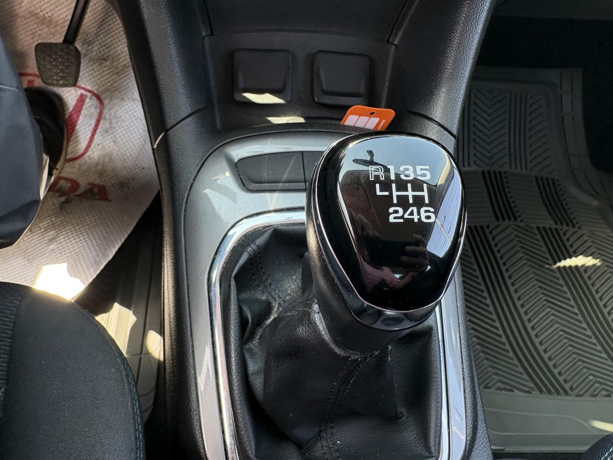 2018 Chevrolet Cruze - Image 10