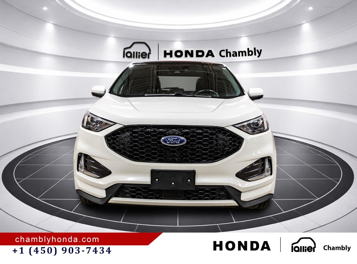 2022 Ford Edge - Image 2