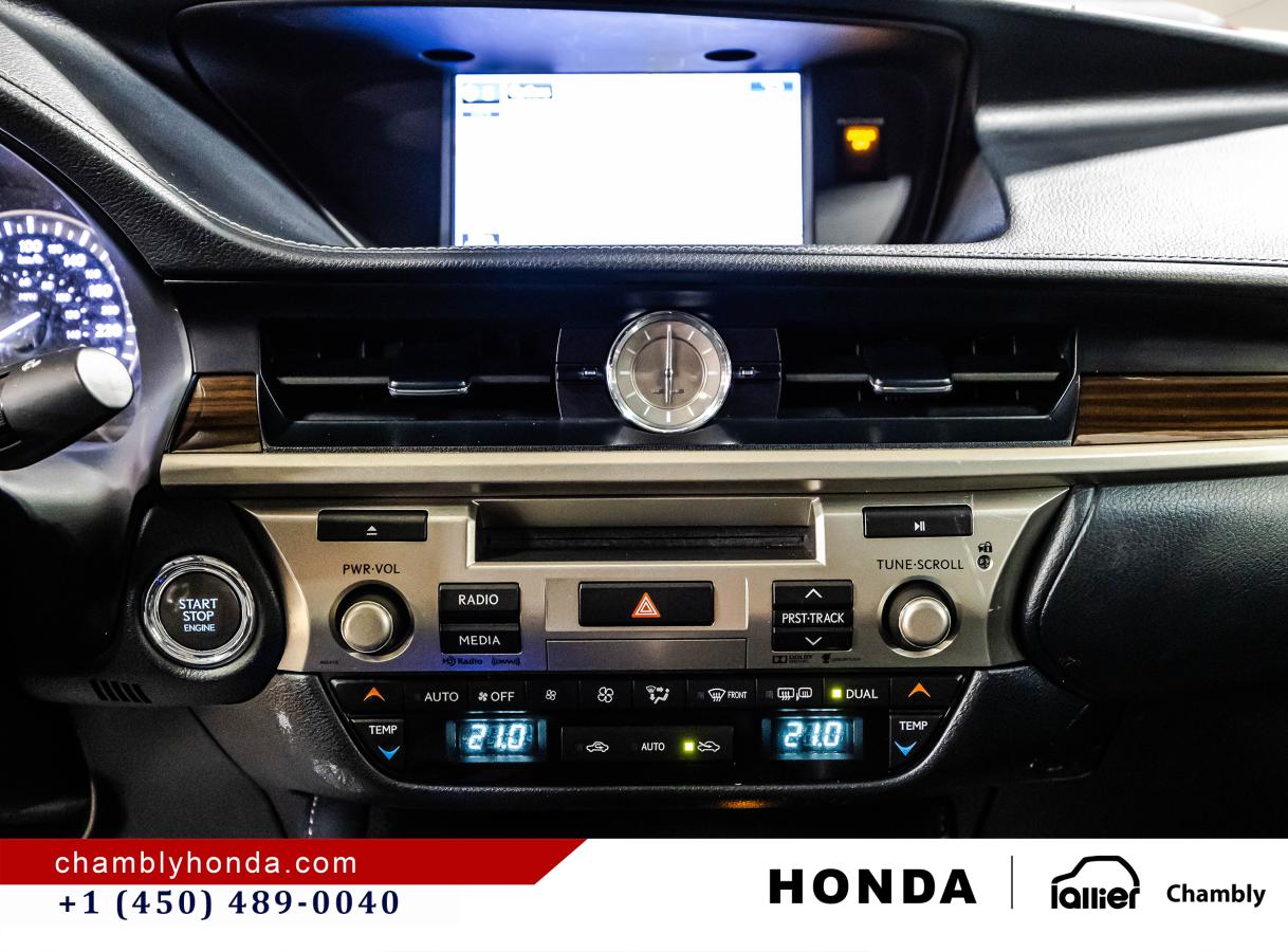 2016 Lexus ES 350 - Image 24