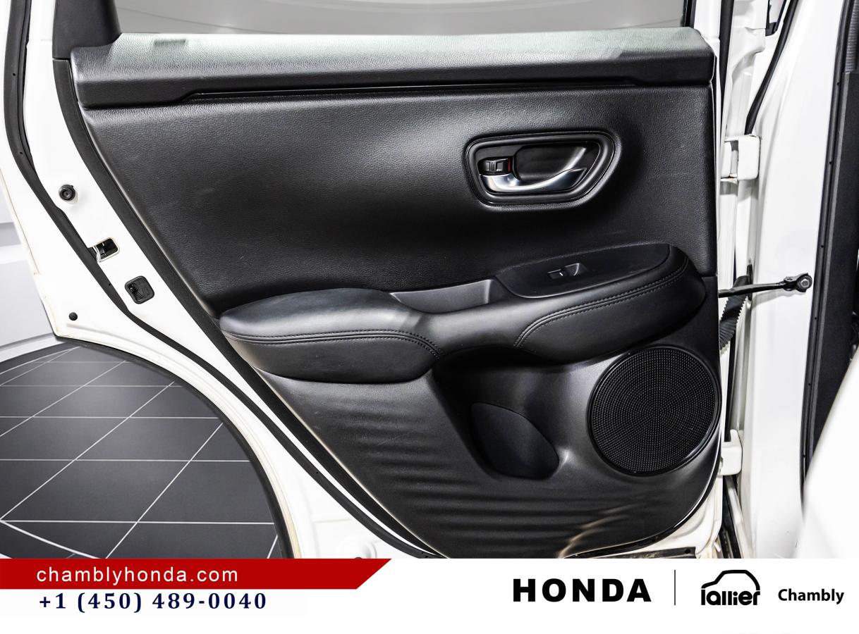 2023 Honda HR-V - Image 12